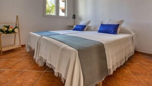 House, 3 Bedrooms - Global La Felicidad - By Global Rental Holidays 6393 (Denia)