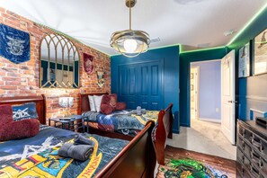 House | 4 bedrooms, Internet