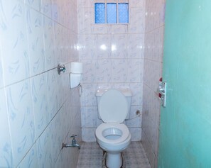Asciugamani, sapone, carta igienica