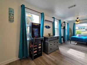 1 室のベッドルーム、アイロン / アイロン台、WiFi、ベッドシーツ