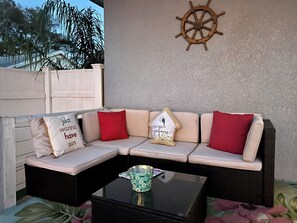 Property grounds - Heated Pool, Spa & Backyard Games!  (Clearwater)