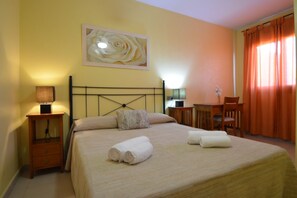 2 bedrooms, iron/ironing board, free WiFi, bed sheets - PLAYA MARINA 428 - Two Bedroom Apartment, Sleeps 5 (Punta del moral)
