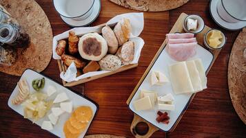 Breakfast meal