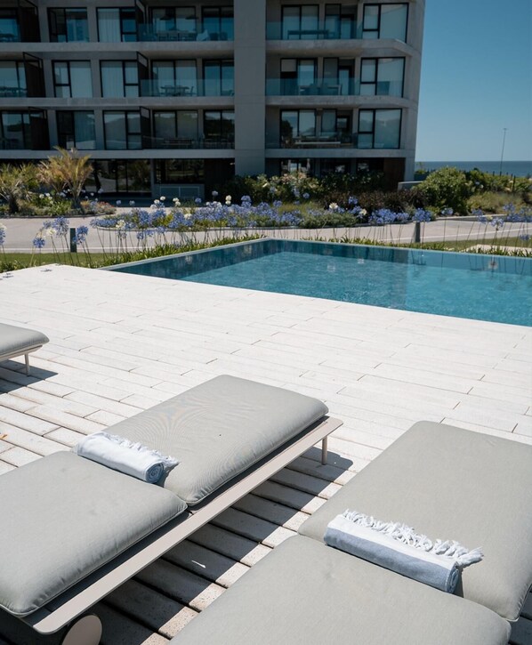 Indoor pool, outdoor pool