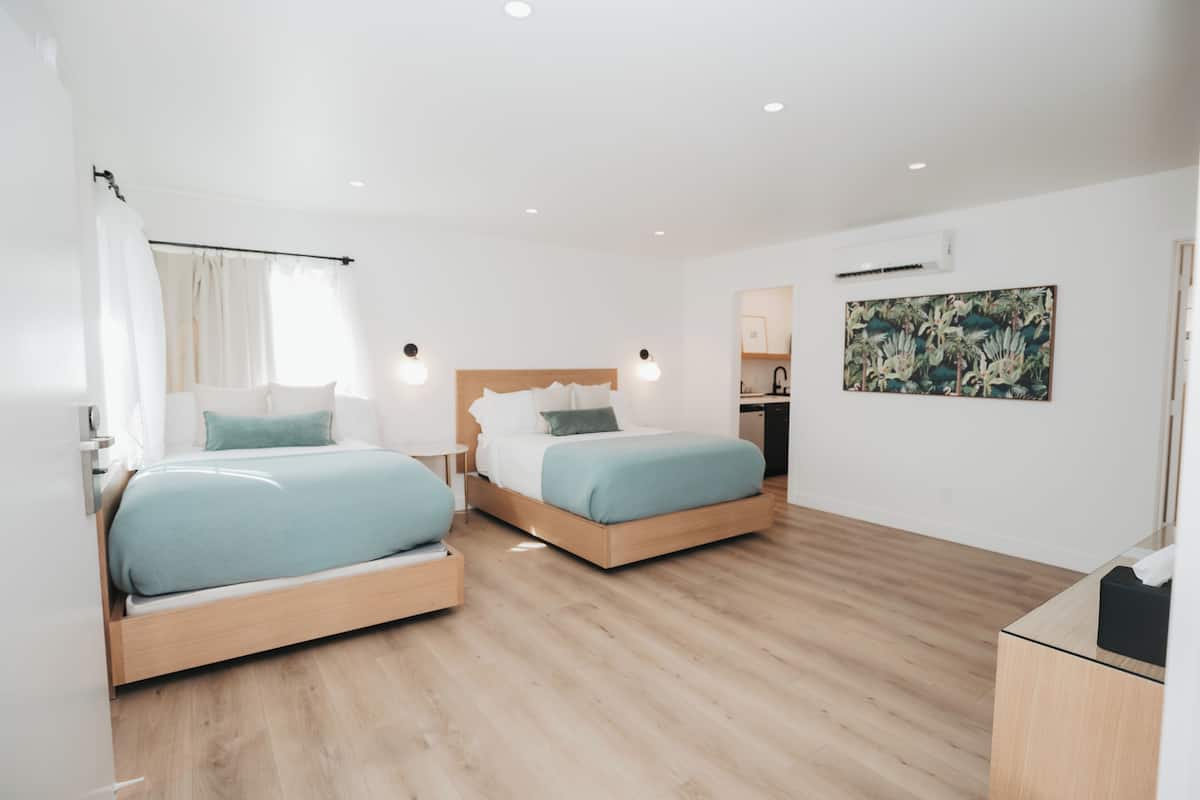 Betten mit Memory-Foam-Matratzen, kostenloses WLAN