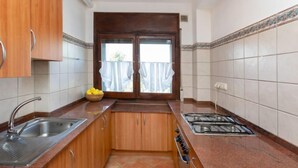 Unclassified image, 4 of 12, button - Global Gregal - By Global Rental Holidays 6494 (Mont-roig del Camp)