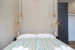 1 bedroom, iron/ironing board, WiFi, bed sheets - Premium Suite by the Turia River 2 (Valencia)