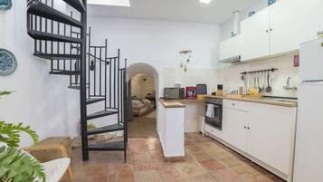 House, 4 Bedrooms, Terrace | Bahagian dalam