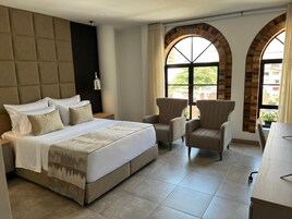 Deluxe Double Room, City View | Laptop workspace, iron/ironing board, free WiFi