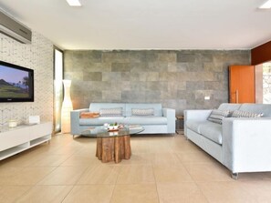 Villa, 4 Bedrooms, Terrace | Living area - Global P9 - By Global Rental Holidays 6504 (San Bartolomé de Tirajana)