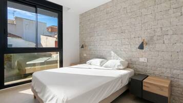 House, 3 Bedrooms, Terrace | 3 bedrooms