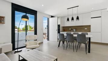 House, 3 Bedrooms, Terrace | Interior