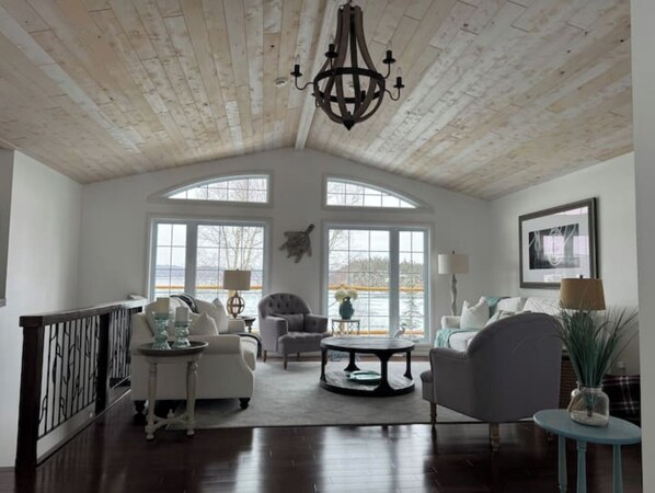 Smart-tv en een open haard