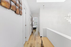 Interior - NEW Boho Downtown 10 BIG bedrooms (Montréal)