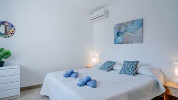 House, Multiple Bedrooms, Terrace | 7 bedrooms