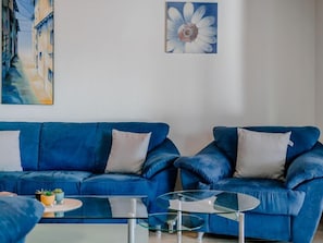 Maison, plusieurs chambres, terrasse | Aire de séjour
