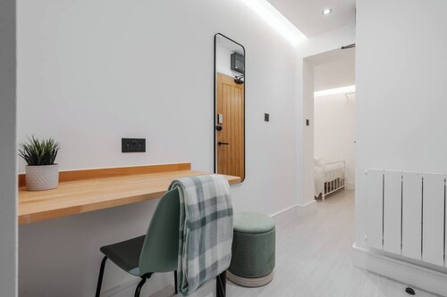 Focus Stay | Shared Kitchen | Work Desk | Parking