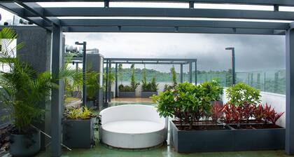 Cozy studio in marvelous Pune with AC, WiFi, Yashvantgad.