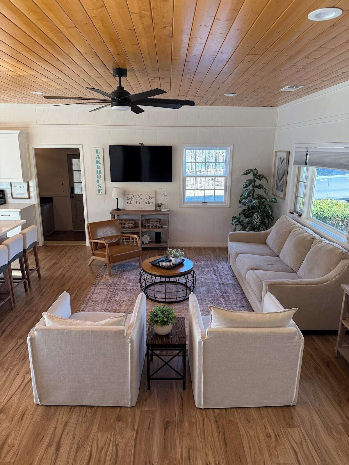 Lake Hartwell Waterfront Retreat W/ Dock, Hot Tub & Firepit - South Carolina