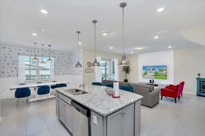 Interior - 5BD Windsor Island Private Pool (WI 1617) (Davenport)