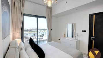 1 habitación, escritorio, tabla de planchar con plancha y wifi