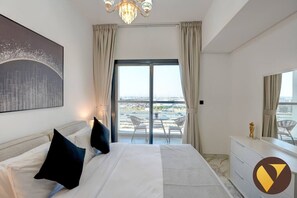 1 habitación, escritorio, tabla de planchar con plancha y wifi 