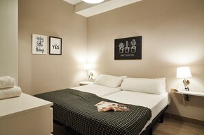 2 bedrooms, iron/ironing board, free WiFi, bed sheets