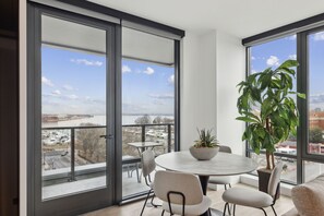 Apartment, 2 Bedrooms, Balcony | Living room | 55-inch Smart TV with digital channels, Netflix, Hulu - Placemakr Buzzard Point (Washington)