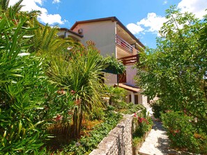 Jardines del alojamiento