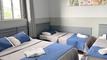 Quarto quádruplo | Individualmente mobiliados, Wi-Fi de cortesia