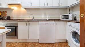 Ferienhaus, 5 Schlafzimmer, Terrasse | Eigene Küche