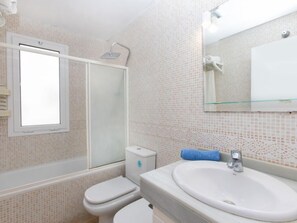 House, 4 Bedrooms, Terrace | Bathroom