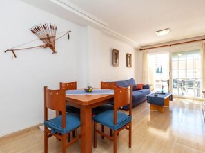 House, 3 Bedrooms, Terrace | Living room - Global Vila De Oropesa IV 6700 (Oropesa del Mar)