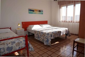 2 bedrooms