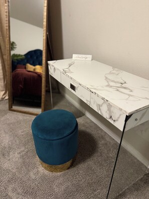 Interior - Charming bed & breakfast in excellent Houston with AC, WiFi (Houston)