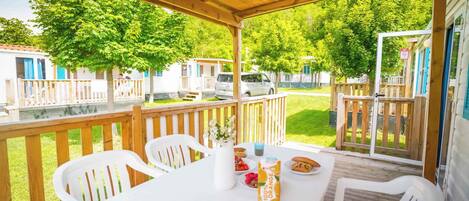 Servei de restauració a l'aire lliure