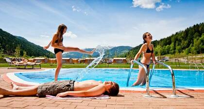 Maison mobile avec climatisation, piscine et sauna