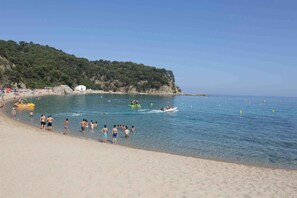 Beach - Mobilehome with air conditioning, terrace and pool (Lloret de Mar)