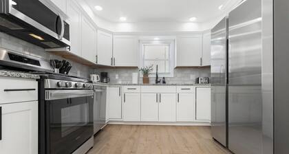 Modern NYC Duplex with Gym,GameRoom close toTimesSq,Statueof Liberty+FreeParking