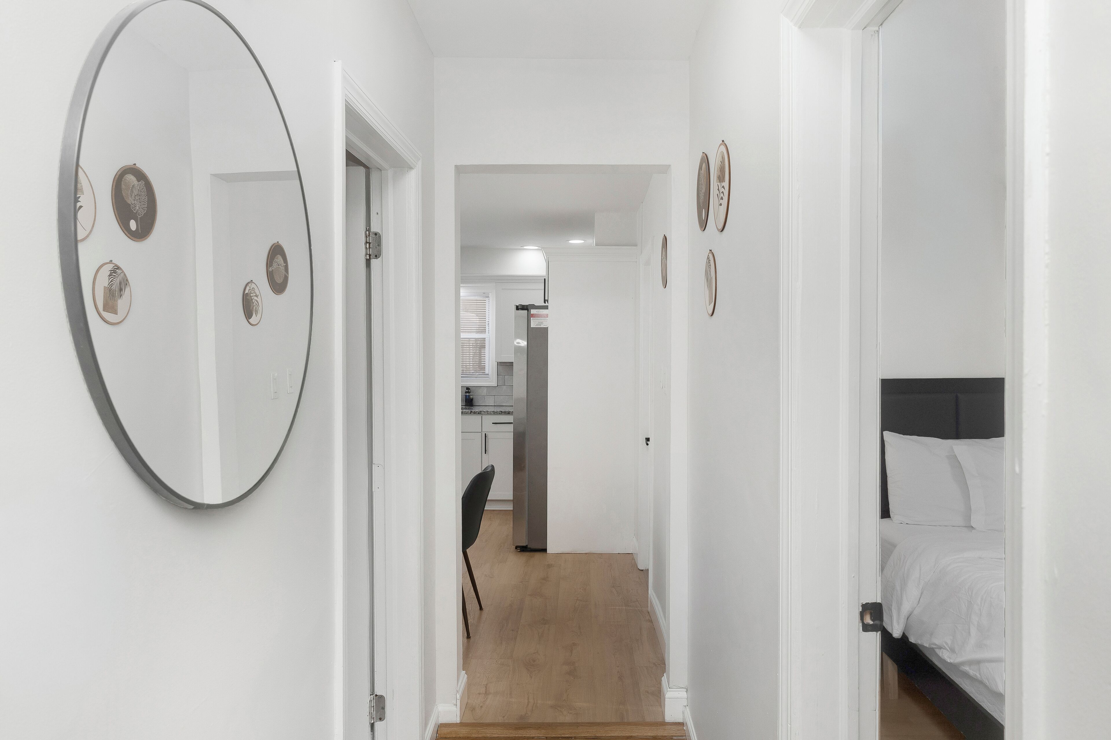 5 soveværelser, skrivebord, strygejern/strygebræt, weekendseng