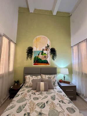 2 bedrooms, iron/ironing board, WiFi, bed sheets