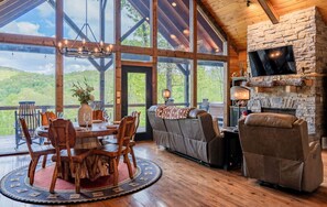 TV, fireplace, DVD player, books - Timber Ridge-2 Bedroom, Pet Friendly, Luxury Cabin Rental, Panoramic Mountain Views, High Speed Internet, Rafting, Horseback Riding-Nantahala NC (Topton)