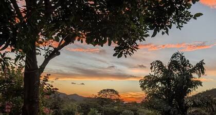 Tranquil 2 BR 2 bath apartment 2.5 miles from San Juan del Sur