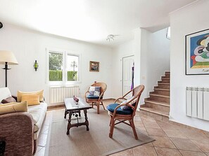 Huis, 4 slaapkamers, terras | Woonruimte