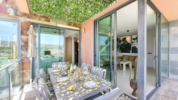 Villa, 4 Bedrooms, Terrace | Outdoor dining