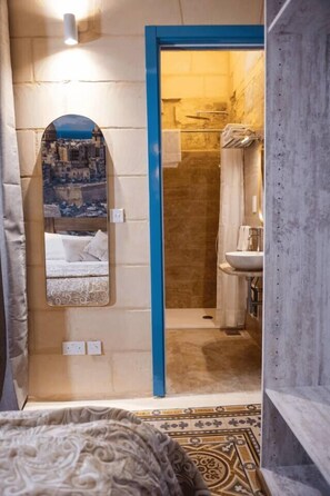 Hair dryer, towels - Valletta City Suites (Bastion Suite) (Valletta)