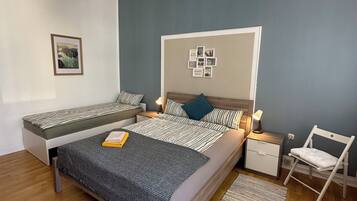 2 bedrooms, desk, iron/ironing board, travel crib