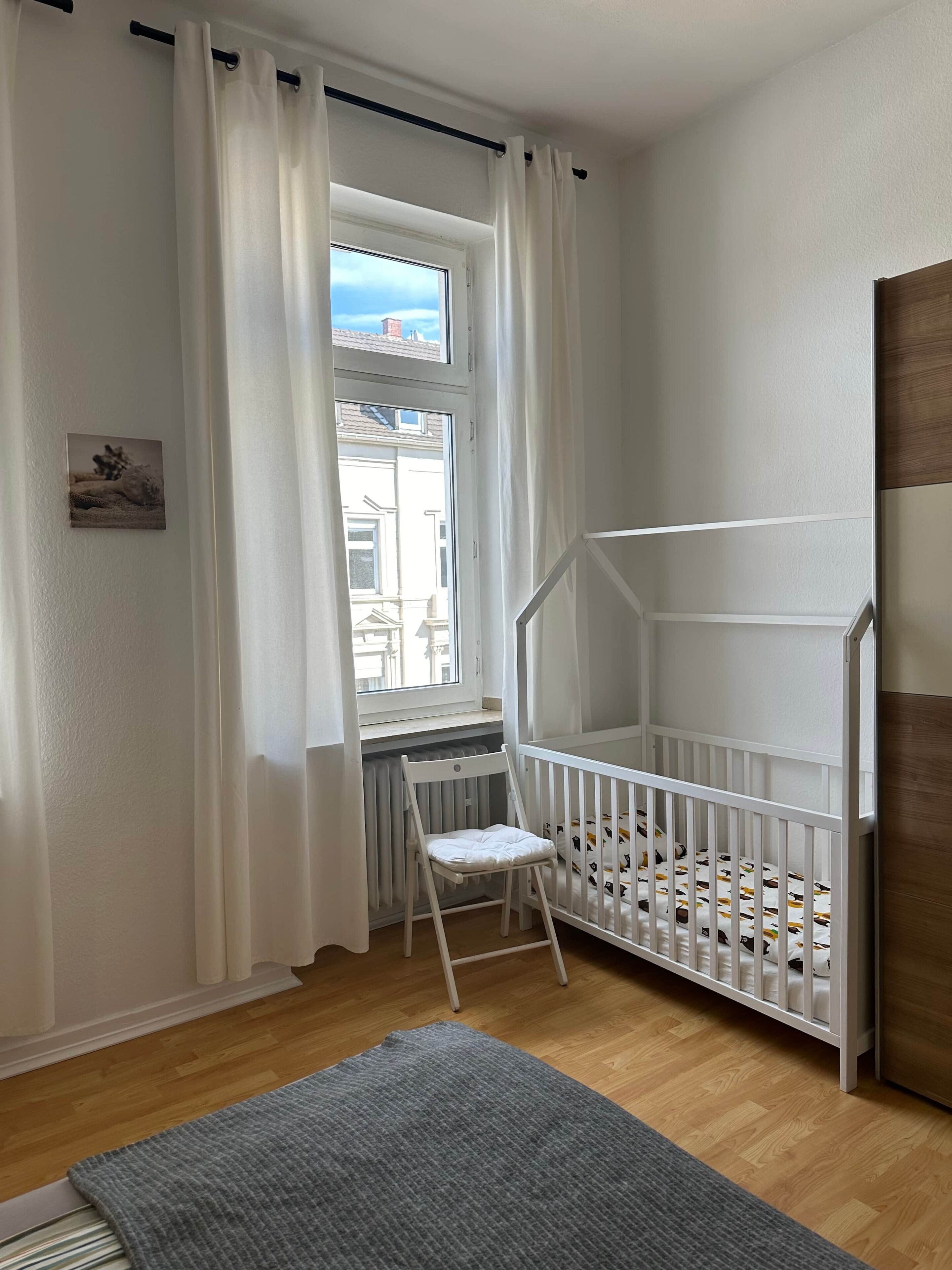 2 Schlafzimmer, Schreibtisch, Bügeleisen/Bügelbrett, kostenloses WLAN