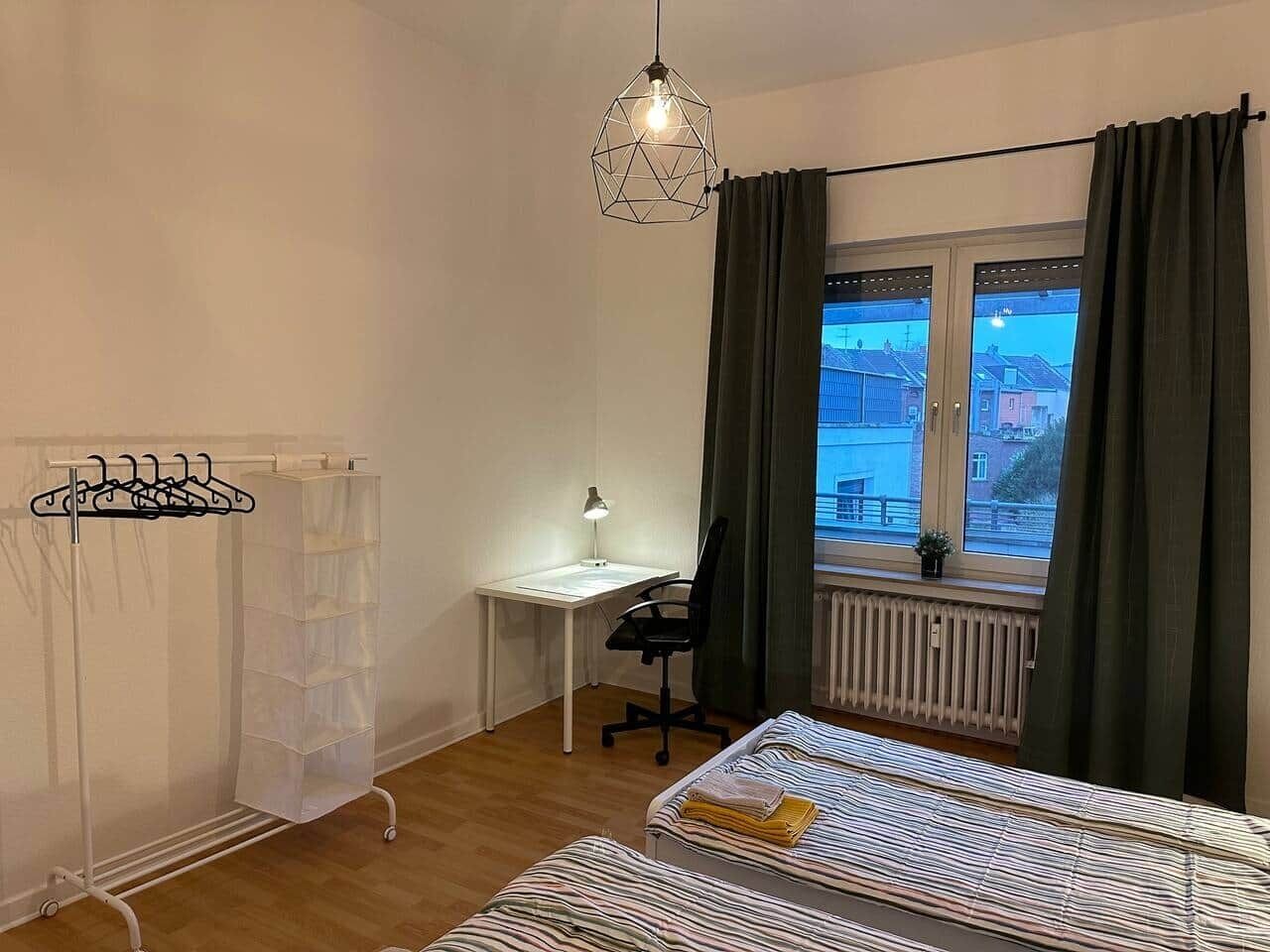 2 bedrooms, desk, iron/ironing board, free WiFi