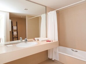 Villa, 3 Bedrooms | Bathroom